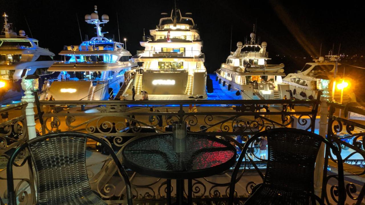 ホテル Poros Mood Poros Town エクステリア 写真