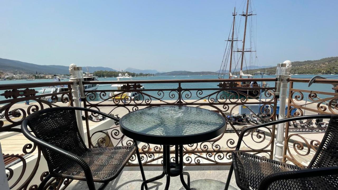 ホテル Poros Mood Poros Town エクステリア 写真